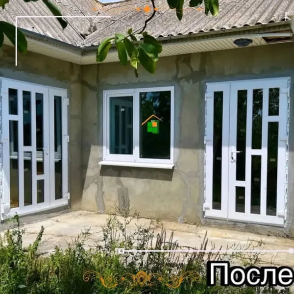 Поворотно-откидные пластиковые окна в жилой комнате